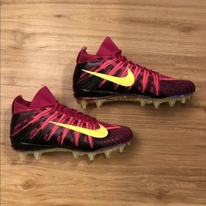 Nike Alpha Menace Flyknit Football Cleats